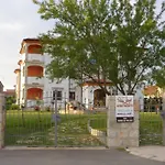Linet 2- By Interhome *