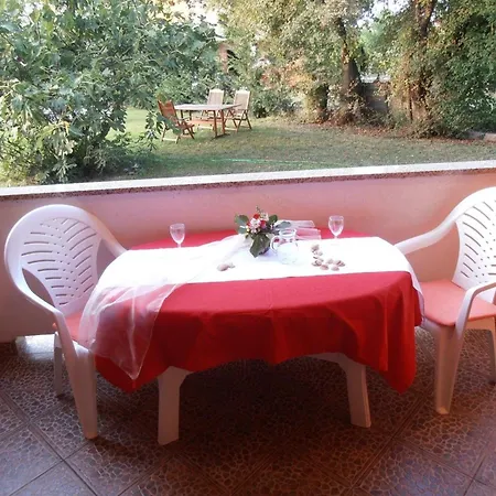 Linet 2- By Interhome *