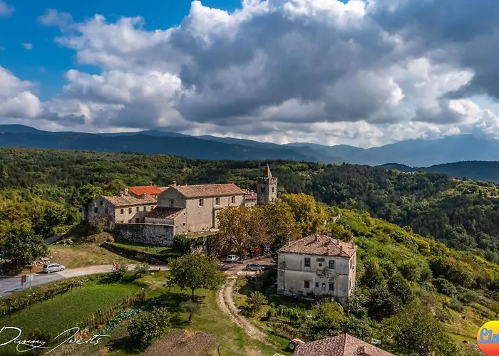 Linet 2- By Interhome *